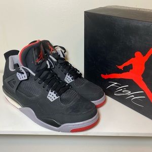 Jordan 4 Retro (Black Cement)
